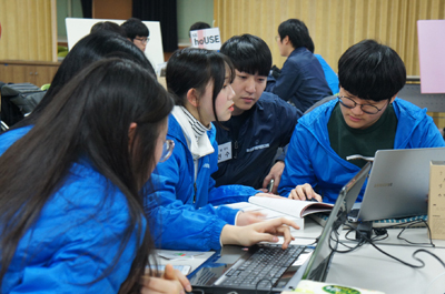 지난 22~23일 경남대 제1공학관 시청각실에서 ‘창원 문화도시! 청소년 해커톤 대회’가 열렸다.