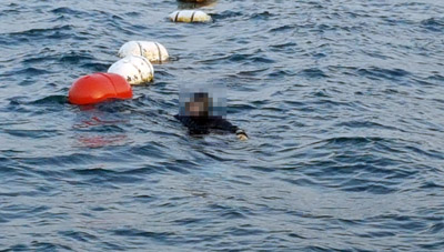 통영 해경은 지난 16일 통영시 도산면 수월리 앞 400ｍ 해상에서 실종됐던 해녀 A씨(65)를 3시간여 만에 구조했다.