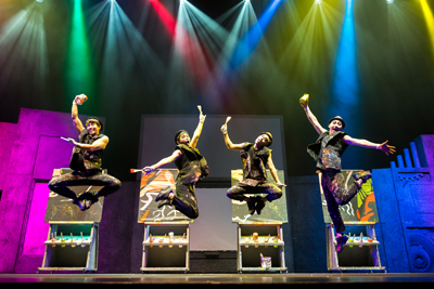 제4국 가야의 색채를 입힌 김해가야테마파크 기획공연 ‘페인터즈 가야왕국’의 공연모습.