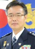 김정완 함안경찰서장