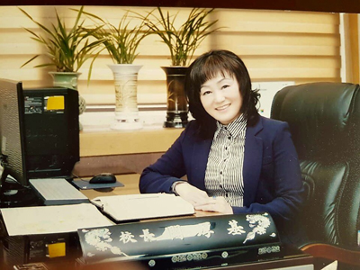 민후기 김해중앙여자고등학교 교장.