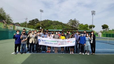 김현희 김해교육장은 오는 28일부터 구미시 일원에서 열리는 소년체전 참가 선수들을 격려했다.